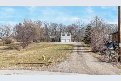 2190 Carleton Avenue, Appleton, WI 54915 - Photo 3