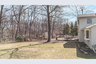 2190 Carleton Avenue, Appleton, WI 54915 - Photo 5