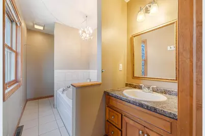 2190 Carleton Avenue, Appleton, WI 54915 - Photo 35