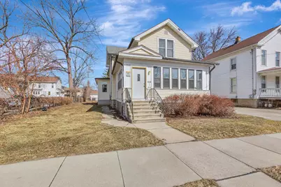 514 W Irving Avenue, Oshkosh, WI 54901 - Photo 1