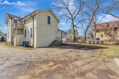 514 W Irving Avenue, Oshkosh, WI 54901 - Photo 3