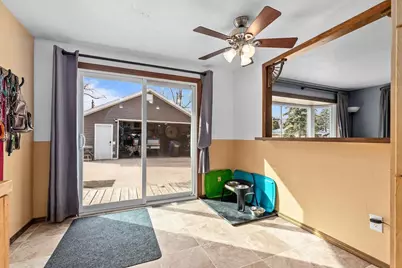 2402 S Madison Street, Appleton, WI 54915 - Photo 21