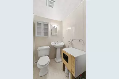 1399 W South Park Avenue, Oshkosh, WI 54902 - Photo 17