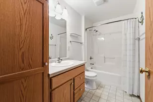 1399 W South Park Ave, Oshkosh, WI 54902 - Photo 9