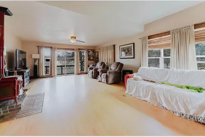 303 E Main Street, Wautoma, WI 54982 - Photo 5