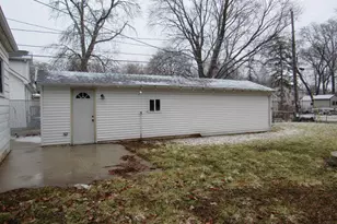 1001 8th St, Green Bay, WI 54304 - Photo 13