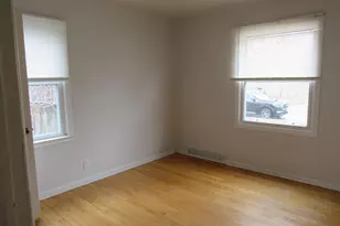 1001 8th St, Green Bay, WI 54304 - Photo 5