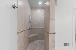 2920 Parkwood Dr, Green Bay, WI 54313 - Photo 37