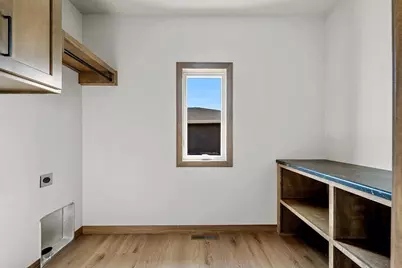 4001 Antwerp Avenue #4, Howard, WI 54313 - Photo 17