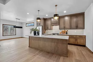 4001 Antwerp Ave, Howard, WI 54313 - Photo 7