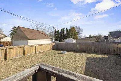 2111 Hamilton Street, Manitowoc, WI 54220 - Photo 47