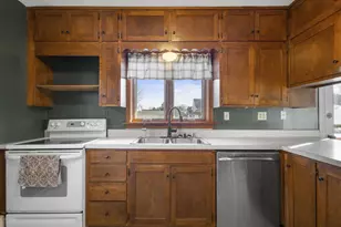 2111 Hamilton St, Manitowoc, WI 54220 - Photo 17