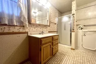 208 N Capron St, Berlin, WI 54923 - Photo 15