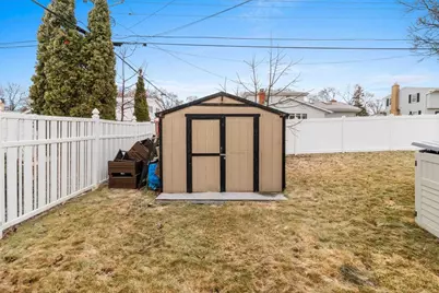 951 Duchateau Avenue, Green Bay, WI 54304 - Photo 3