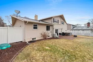 951 Duchateau Ave, Green Bay, WI 54304 - Photo 69