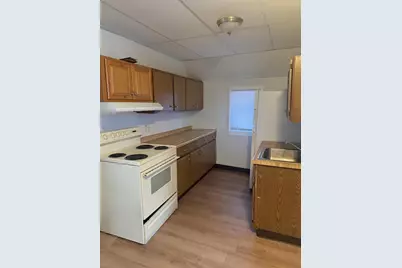 921 S 13th Street, Manitowoc, WI 54220 - Photo 3