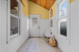 303 E McKinley St, Appleton, WI 54915 - Photo 23