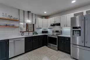 30 Weatherstone Dr, Appleton, WI 54914 - Photo 11