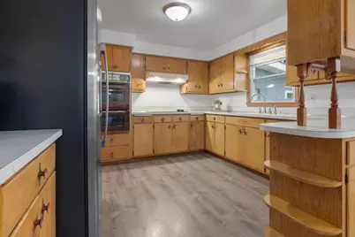 1840 Basten Street, Green Bay, WI 54302 - Photo 9