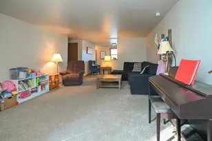 961 Alta St, Green Bay, WI 54313 - Photo 13