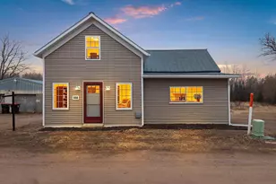 550 Barke St, Gillett, WI 54124 - Photo 1