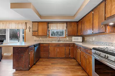 4451 Renier Road, Green Bay, WI 54311 - Photo 9