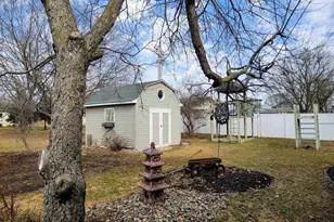 224 Dorothy Dr, Manawa, WI 54949 - Photo 5