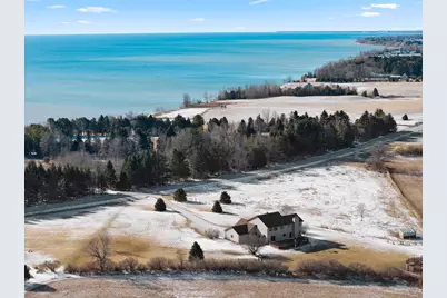 N2729 Lakeshore Road, Kewaunee, WI 54216 - Photo 3