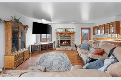 N2729 Lakeshore Road, Kewaunee, WI 54216 - Photo 13