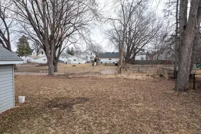 812 Powers Street, Oshkosh, WI 54901 - Photo 25