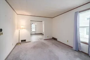 812 Powers St, Oshkosh, WI 54901 - Photo 5