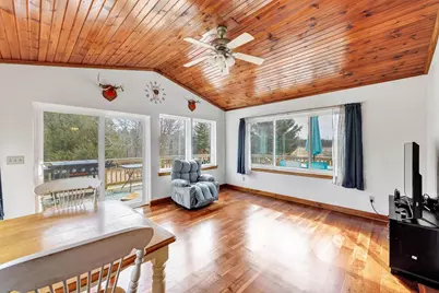 265 E Leeward Street, Sturgeon Bay, WI 54235 - Photo 19