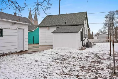 1122 S 22nd Street, Manitowoc, WI 54220 - Photo 33