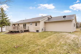 230 W Haven Ct, Luxemburg, WI 54217 - Photo 5