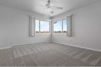 701 E Longview Drive, Appleton, WI 54911 - Photo 17