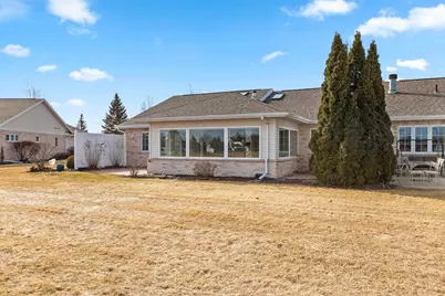 1617 Twin Lakes Circle, Green Bay, WI 54311 - Photo 37