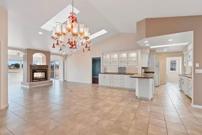 1617 Twin Lakes Circle, Green Bay, WI 54311 - Photo 9