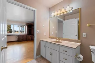 1617 Twin Lakes Cir, Green Bay, WI 54311 - Photo 25