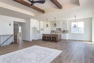 N9053 Southtowne Dr, Menasha, WI 54952 - Photo 9