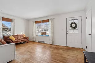 1426 E Calumet St, Appleton, WI 54915 - Photo 5