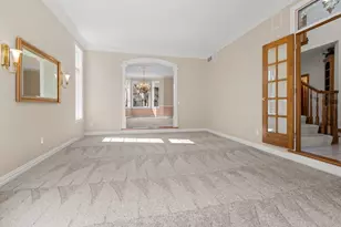 63 Brentwood Ln, Appleton, WI 54915 - Photo 11