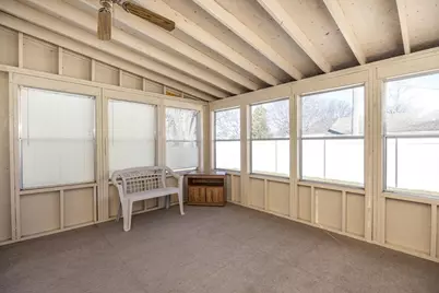 1631 S Walden Avenue, Appleton, WI 54915 - Photo 9