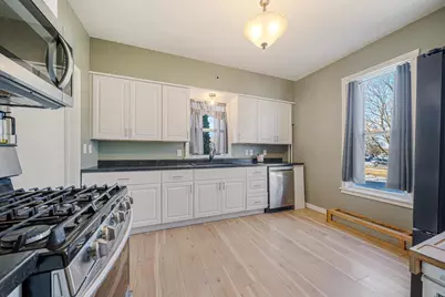 502 Cass Street, Green Bay, WI 54301 - Photo 13