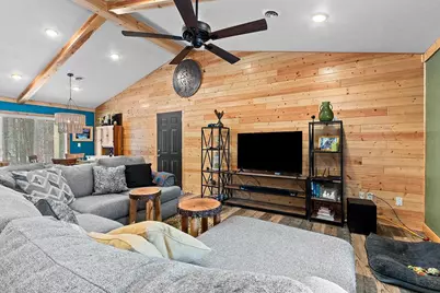 W9988 Terri Lane, Crivitz, WI 54114 - Photo 5