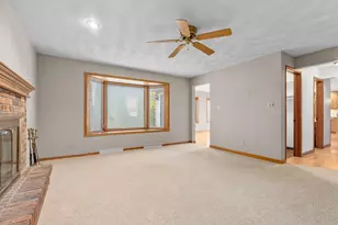 2101 N Eugene St, Appleton, WI 54914 - Photo 15