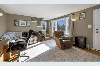 658 Appleton Road, Menasha, WI 54952 - Photo 3