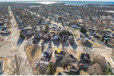 658 Appleton Road, Menasha, WI 54952 - Photo 7