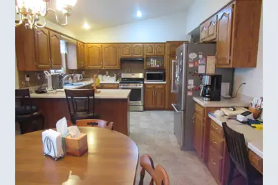 3169 Emory Street, Green Bay, WI 54311 - Photo 5