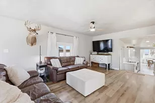 2451 Longtail Beach Ln, Suamico, WI 54173 - Photo 13