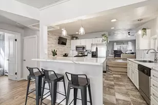 2451 Longtail Beach Ln, Suamico, WI 54173 - Photo 11